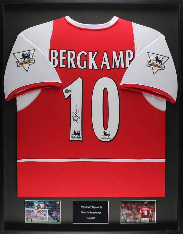 Dennis Bergkamp Arsenal 96/98 ingelijst thuis shirt