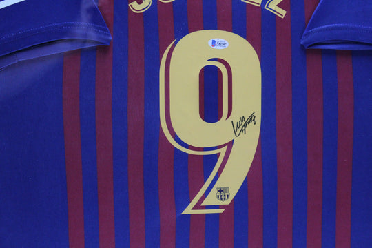 Camiseta local enmarcada de Luis Suárez con el FC Barcelona 15/16